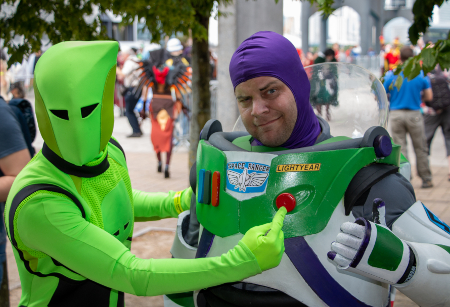 Buzz Lightyear Cosplay